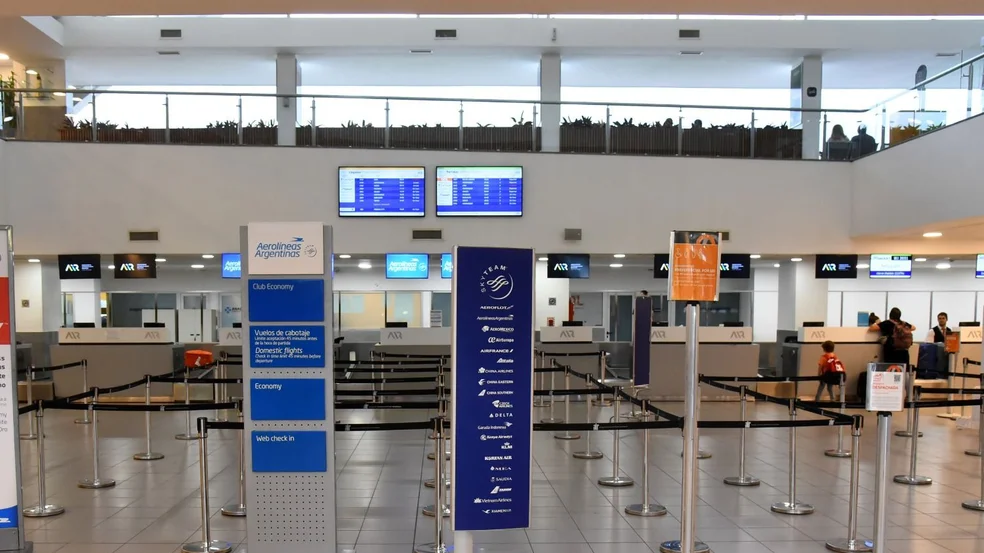 El aeropuerto de Rosario retoma una ruta esperada por el viajero  internacional | Punto Biz