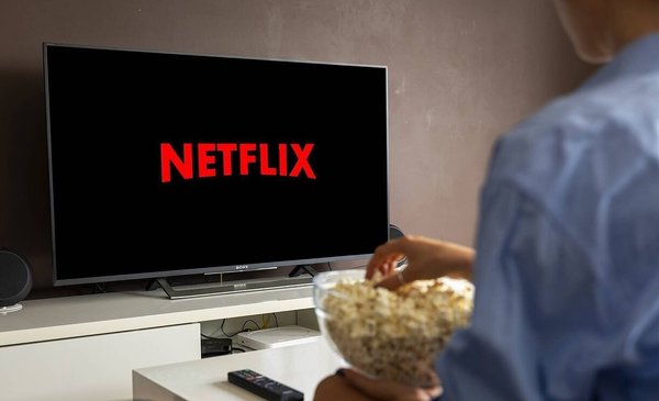 Netflix producirá series y programas para transmitir en vivo