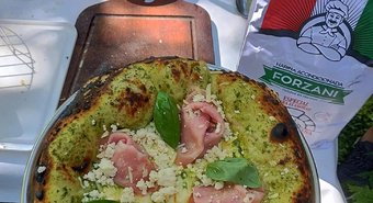 Começou fazendo pizza em casa e entregando a pé; hoje fatura R$ 22,6 mi -  27/12/2017 - UOL Economia