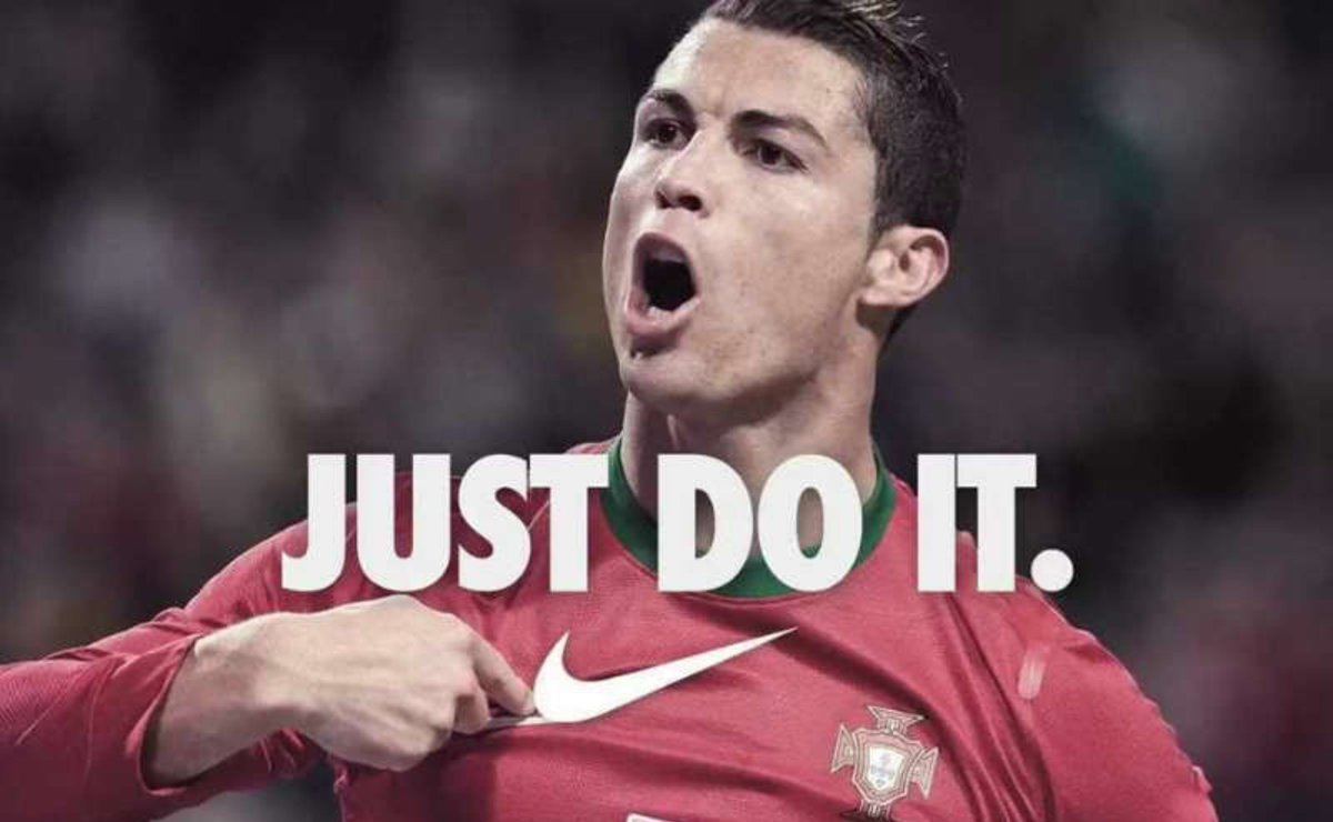 contrato que firmó Cristiano Ronaldo con Nike Punto Biz